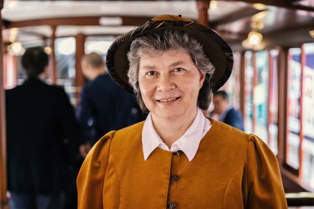 Hostess