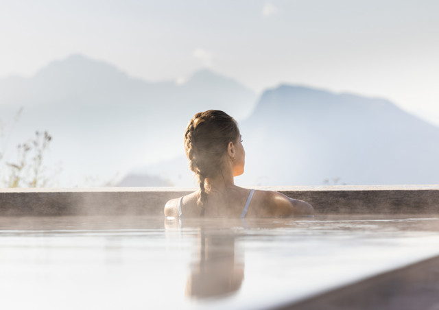 Mineralbad: Wellness auf der Rigi