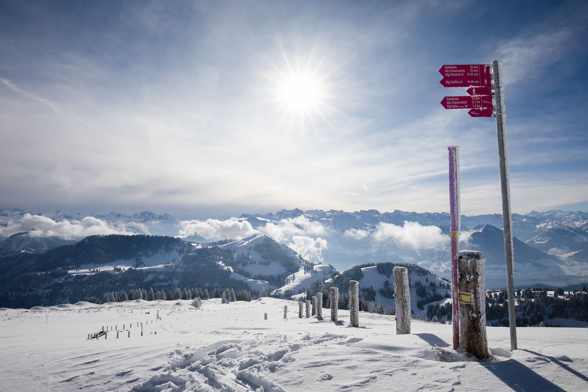 Gut ausgeschilderte Winterwanderwege & Schneeschuhpfade